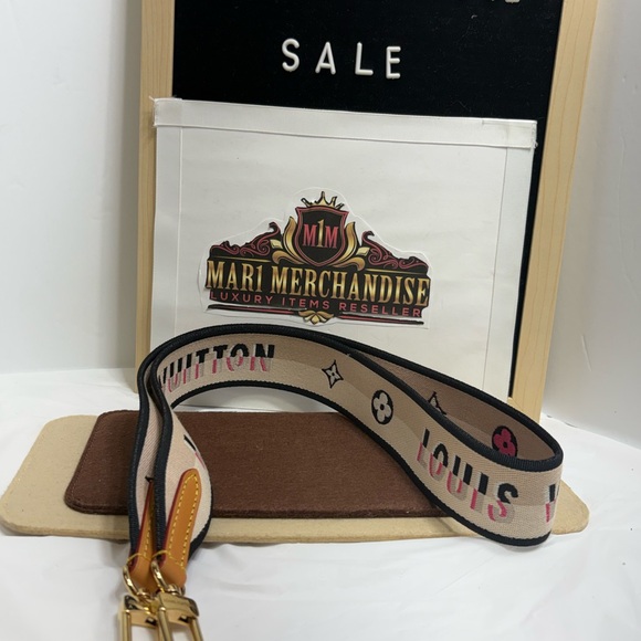 Louis Vuitton Beige and Pink Bag Strap - Picture 3 of 16